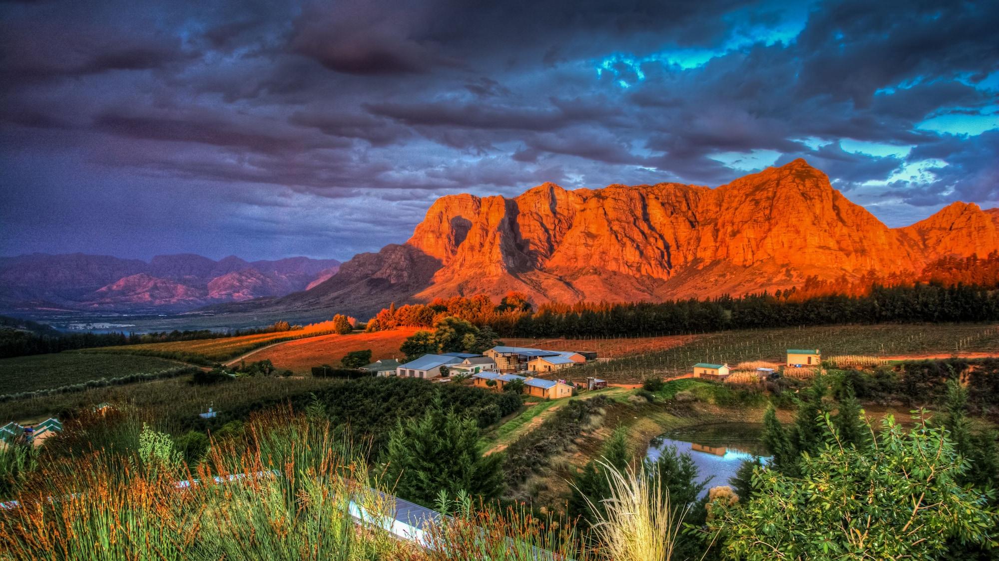 Clouds Estate Hotel Stellenbosch Exterior photo