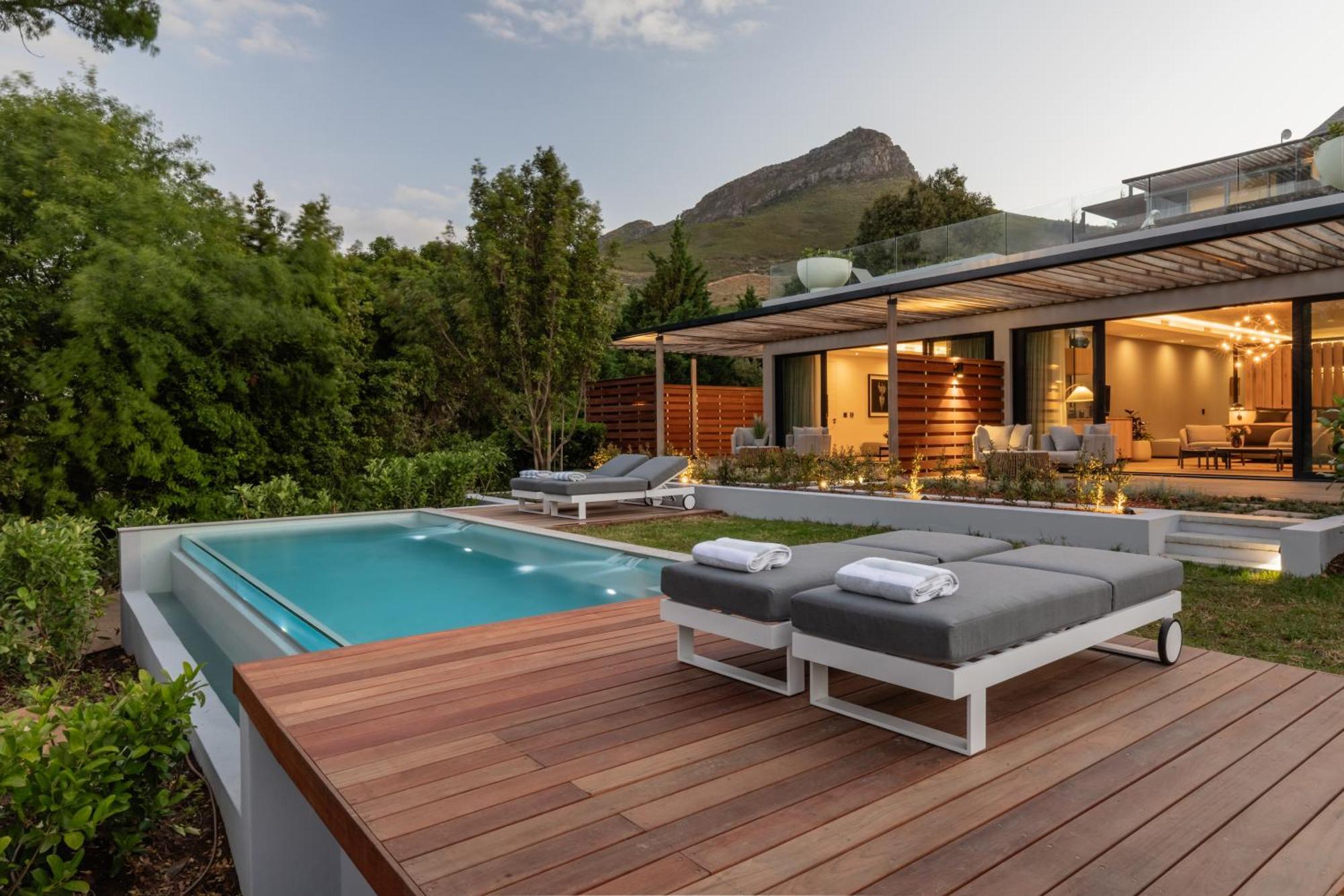Clouds Estate Hotel Stellenbosch Exterior photo